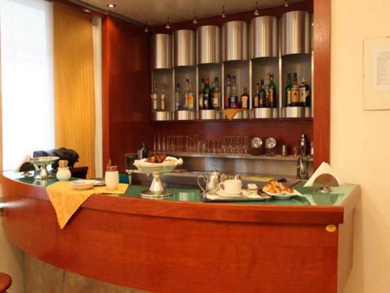 Hotel Lux Alessandria Exterior photo
